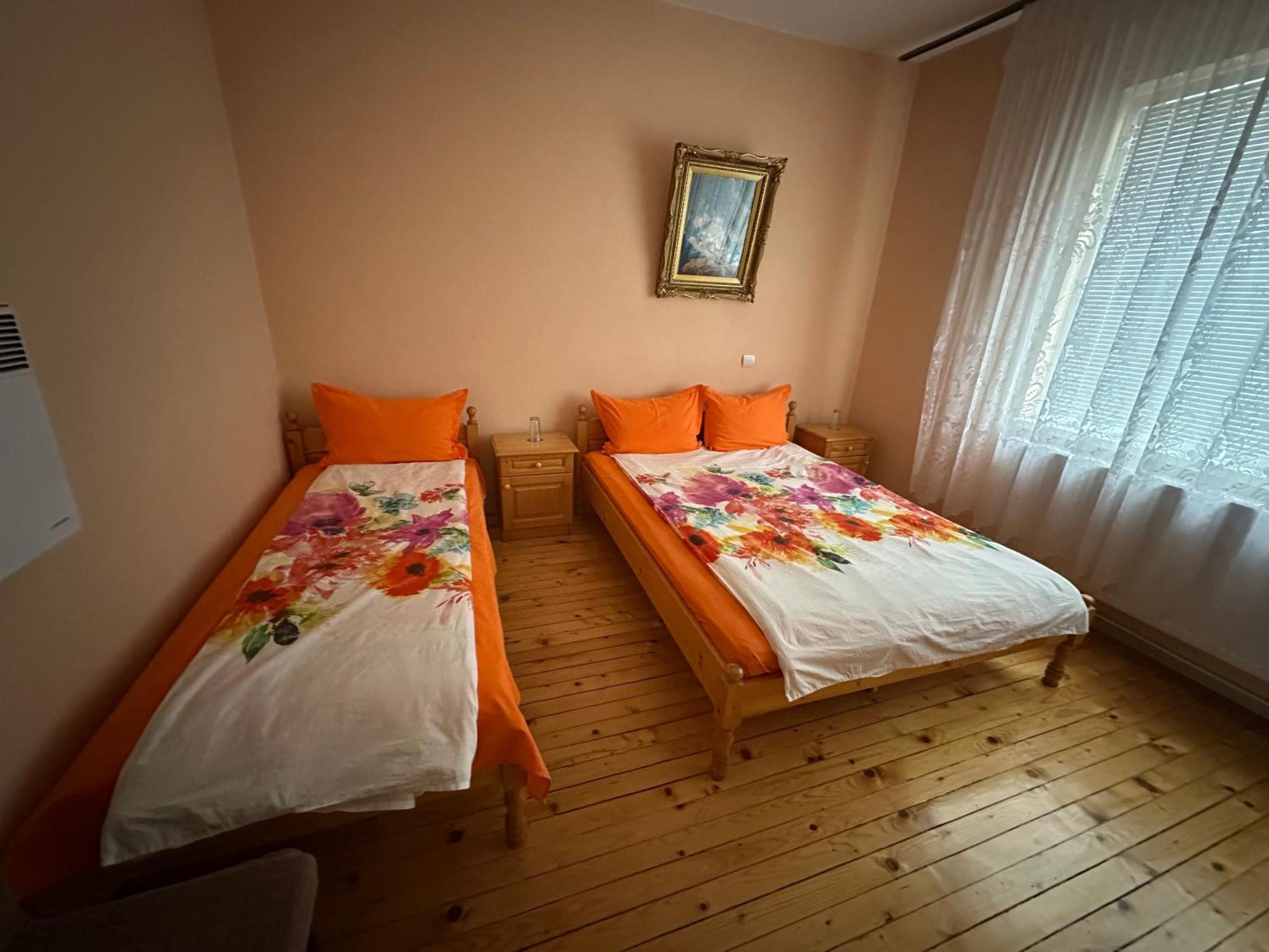 Velkovski Guest House Hisarya Exterior foto